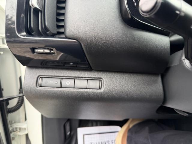 Nissan Pathfinder SV 4WD 2022