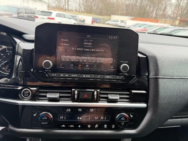 Nissan Pathfinder SV 4WD 2022