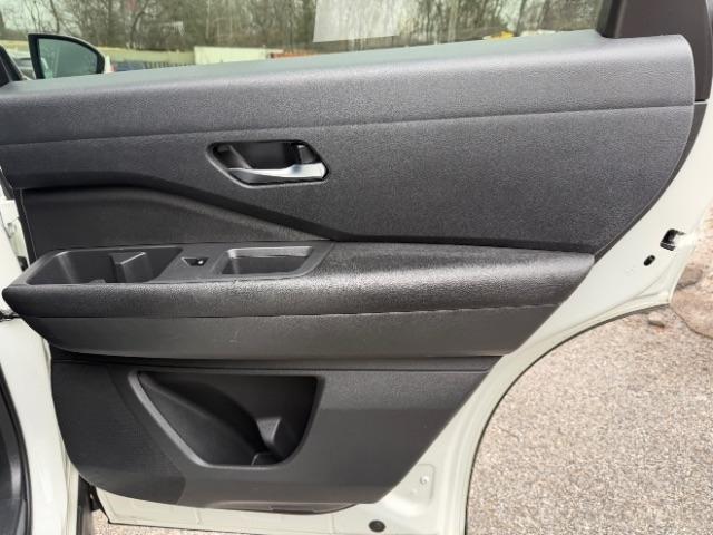 Nissan Pathfinder SV 4WD 2022