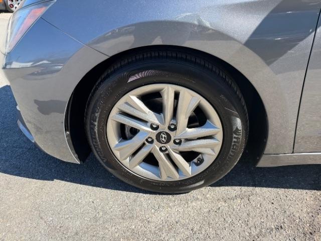 Hyundai Elantra Limited 2020