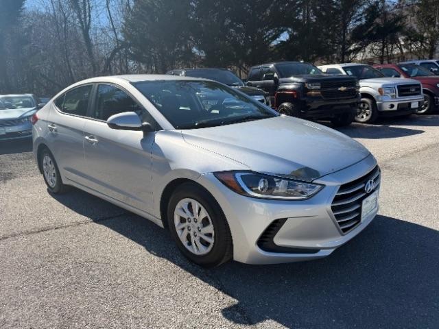 Hyundai Elantra SE 6AT 2018