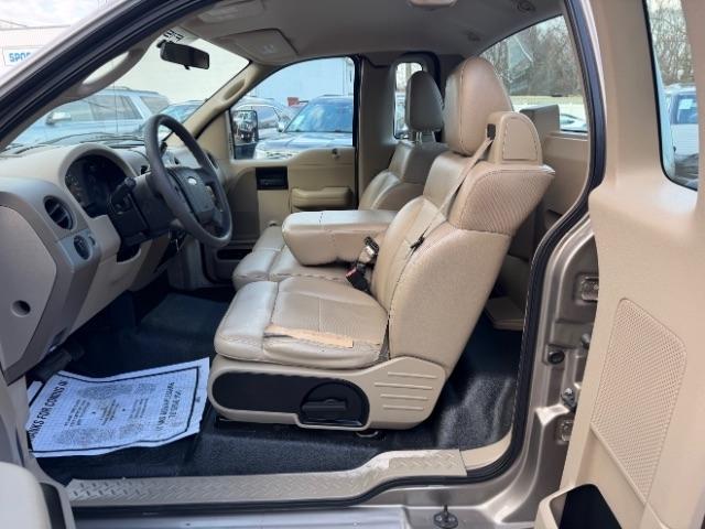 Ford F-150 STX 2WD 2005