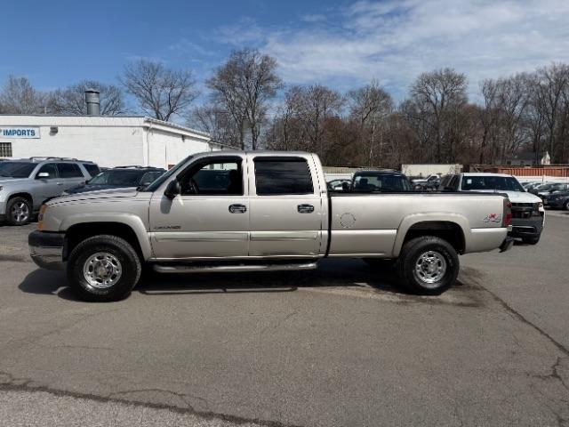 Chevrolet Silverado 2500HD LS Crew Cab Long Bed 4WD 2004