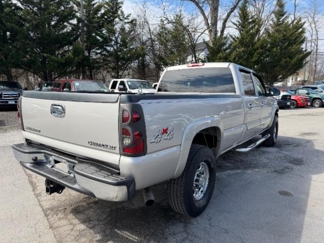Chevrolet Silverado 2500HD LS Crew Cab Long Bed 4WD 2004
