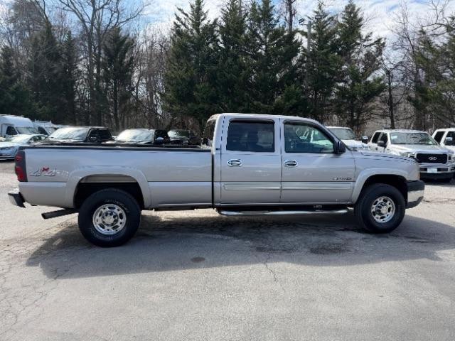 Chevrolet Silverado 2500HD LS Crew Cab Long Bed 4WD 2004
