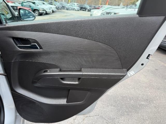 Chevrolet Sonic RS Manual 5-Door 2014