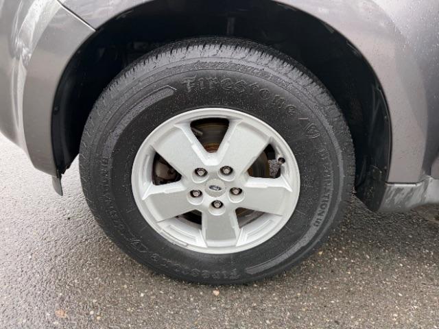 Ford Escape XLT FWD 2010