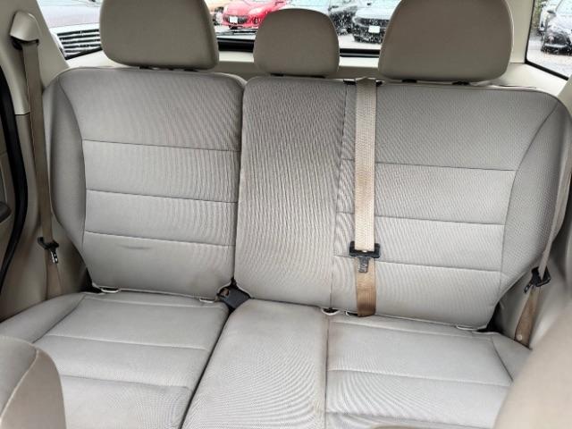 Ford Escape XLT FWD 2010