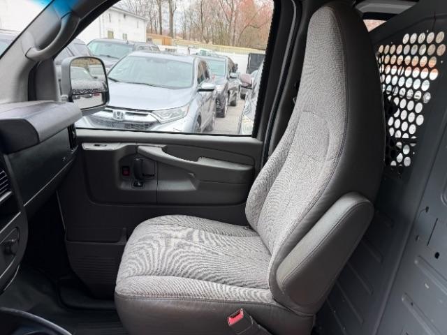 GMC Savana G2500 Cargo 2015