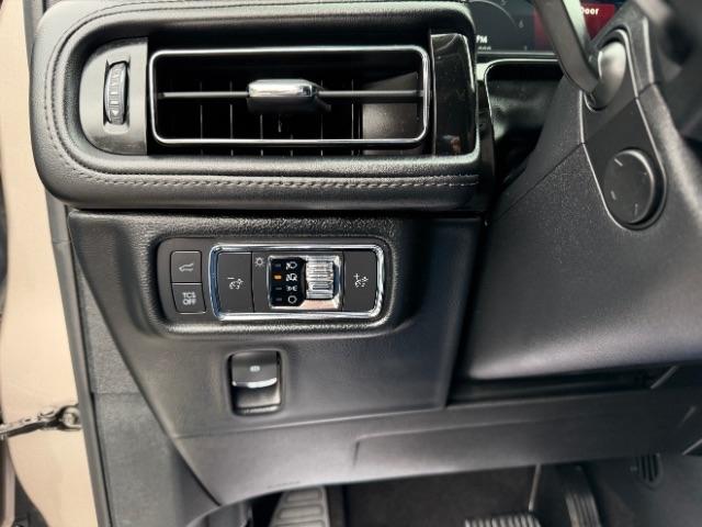 Lincoln Nautilus Reserve AWD 2021