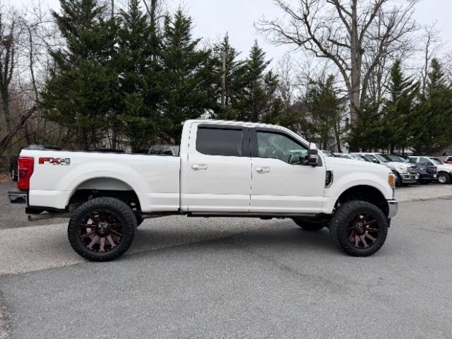 Ford F-250 SD Lariat Crew Cab 4WD 2019