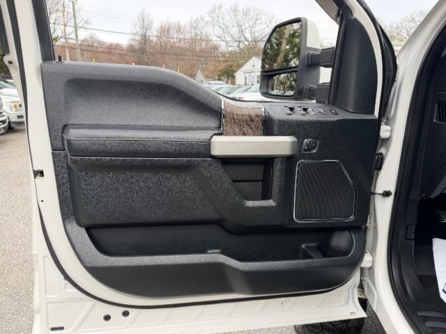 Ford F-250 SD Lariat Crew Cab 4WD 2019