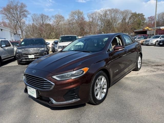 Ford Fusion Hybrid SEL 2019