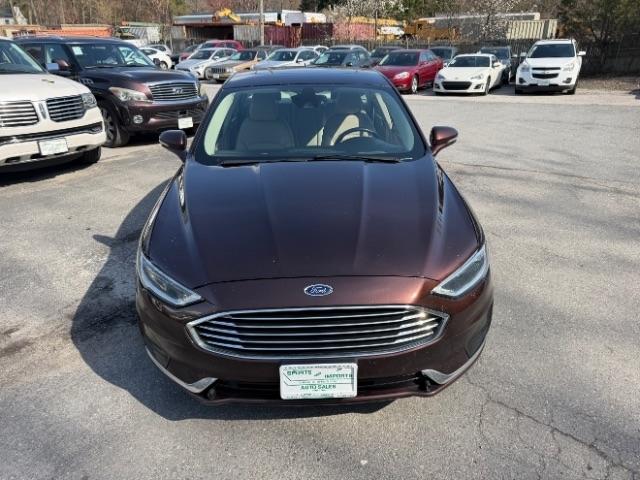 Ford Fusion Hybrid SEL 2019