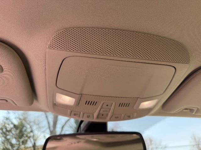 Ford Fusion Hybrid SEL 2019