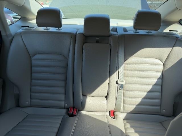 Ford Fusion Hybrid SEL 2019