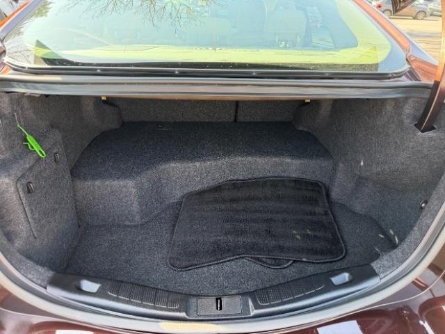 Ford Fusion Hybrid SEL 2019