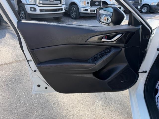 Mazda MAZDA3 I Grand Touring AT 4-Door 2015