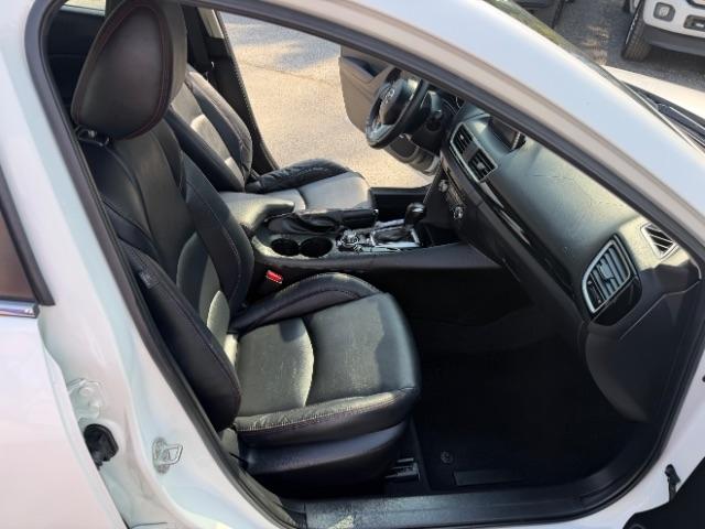 Mazda MAZDA3 I Grand Touring AT 4-Door 2015