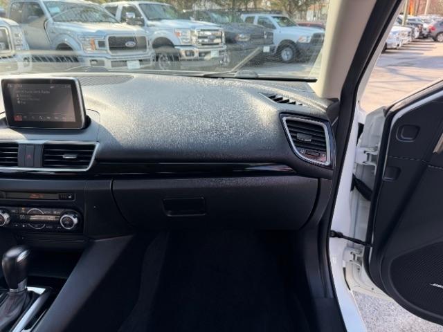 Mazda MAZDA3 I Grand Touring AT 4-Door 2015