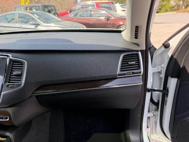 Volvo XC90 T6 Momentum AWD 2019