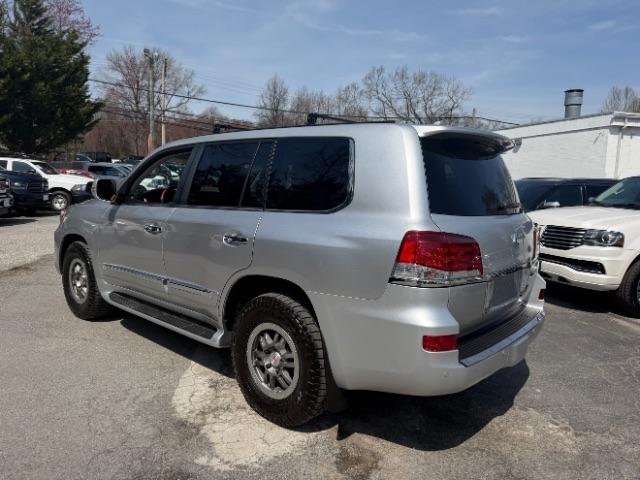 Lexus LX 570 Sport Utility 2013