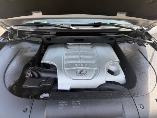 Lexus LX 570 Sport Utility 2013