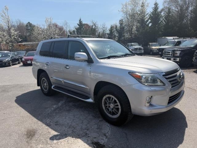 Lexus LX 570 Sport Utility 2013