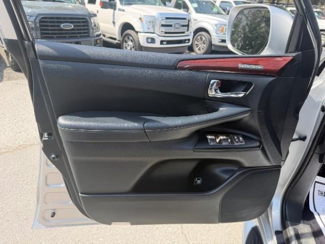 Lexus LX 570 Sport Utility 2013