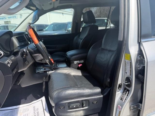 Lexus LX 570 Sport Utility 2013