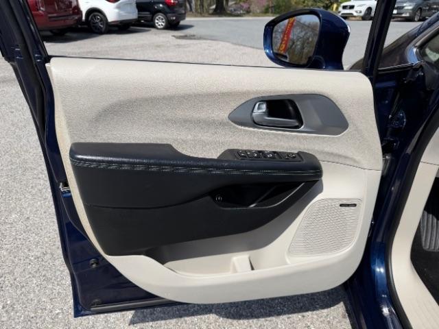 Chrysler Pacifica Hybrid Limited 2018