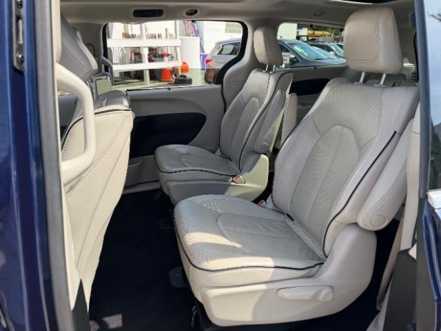 Chrysler Pacifica Hybrid Limited 2018