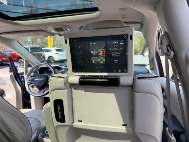 Chrysler Pacifica Hybrid Limited 2018