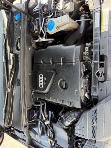 Audi A4 2.0T Sedan quattro Tiptronic 2013