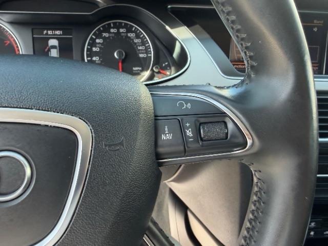 Audi A4 2.0T Sedan quattro Tiptronic 2013