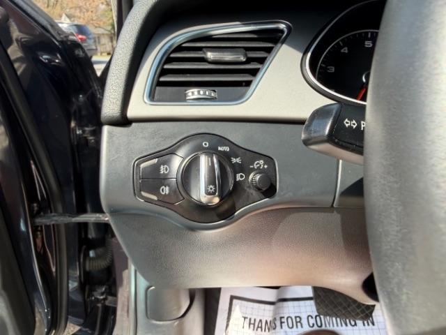 Audi A4 2.0T Sedan quattro Tiptronic 2013