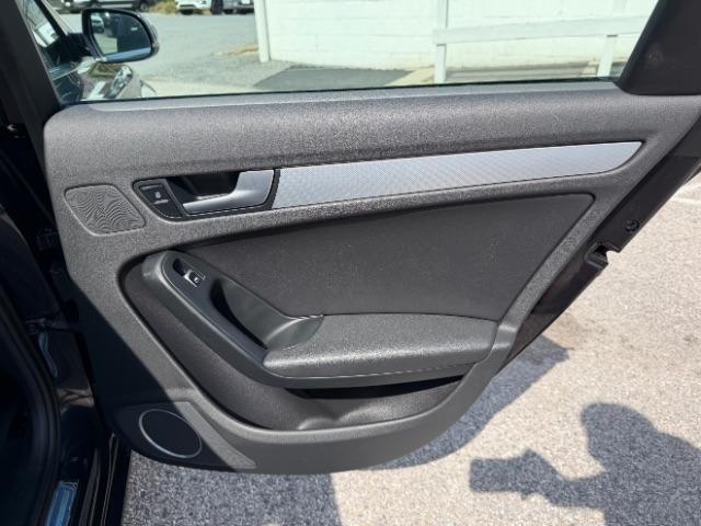 Audi A4 2.0T Sedan quattro Tiptronic 2013