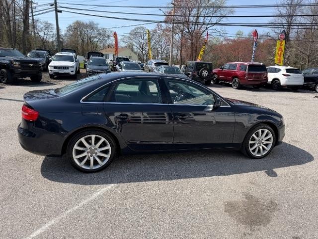 Audi A4 2.0T Sedan quattro Tiptronic 2013