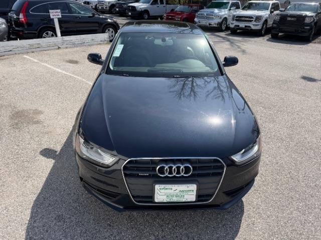 Audi A4 2.0T Sedan quattro Tiptronic 2013