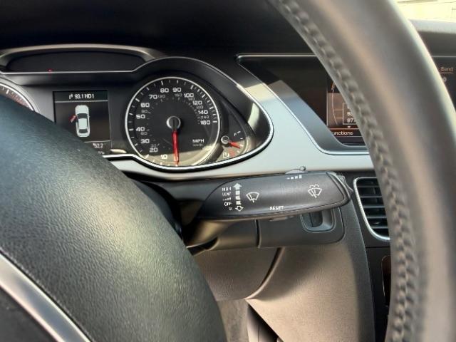 Audi A4 2.0T Sedan quattro Tiptronic 2013