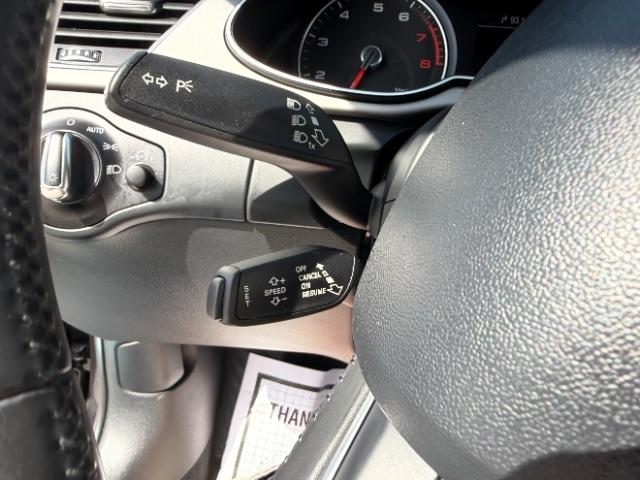 Audi A4 2.0T Sedan quattro Tiptronic 2013