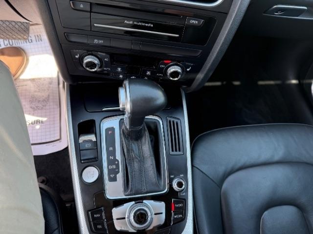 Audi A4 2.0T Sedan quattro Tiptronic 2013