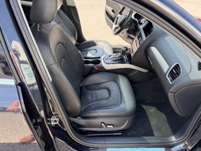 Audi A4 2.0T Sedan quattro Tiptronic 2013