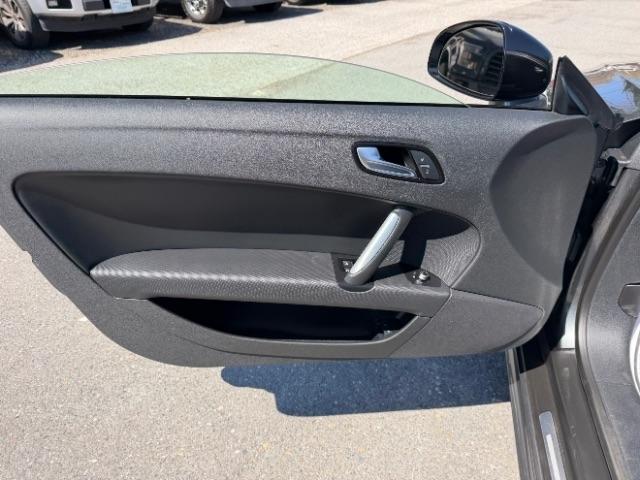 Audi TT 2.0T Coupe quattro S tronic 2013