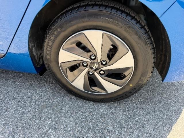 Hyundai Ioniq Hybrid Blue 2018