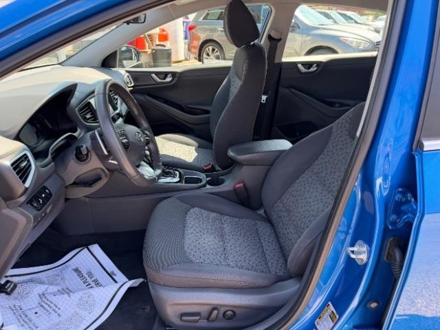 Hyundai Ioniq Hybrid Blue 2018