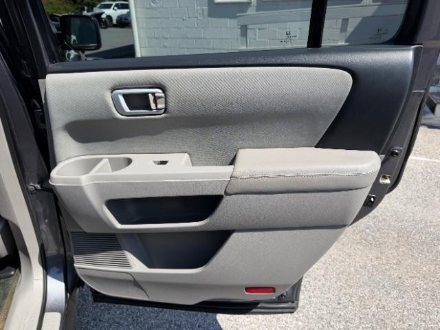 Honda Pilot LX 4WD 5-Spd AT 2015