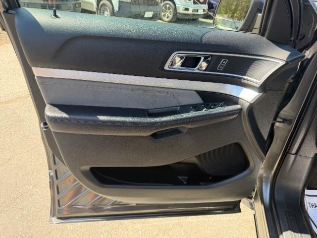 Ford Explorer XLT 4WD 2017