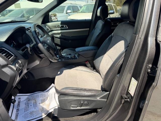 Ford Explorer XLT 4WD 2017