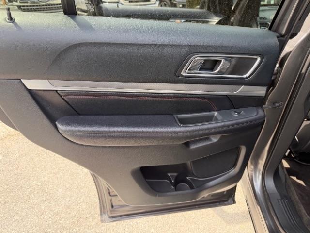 Ford Explorer Sport 4WD 2016